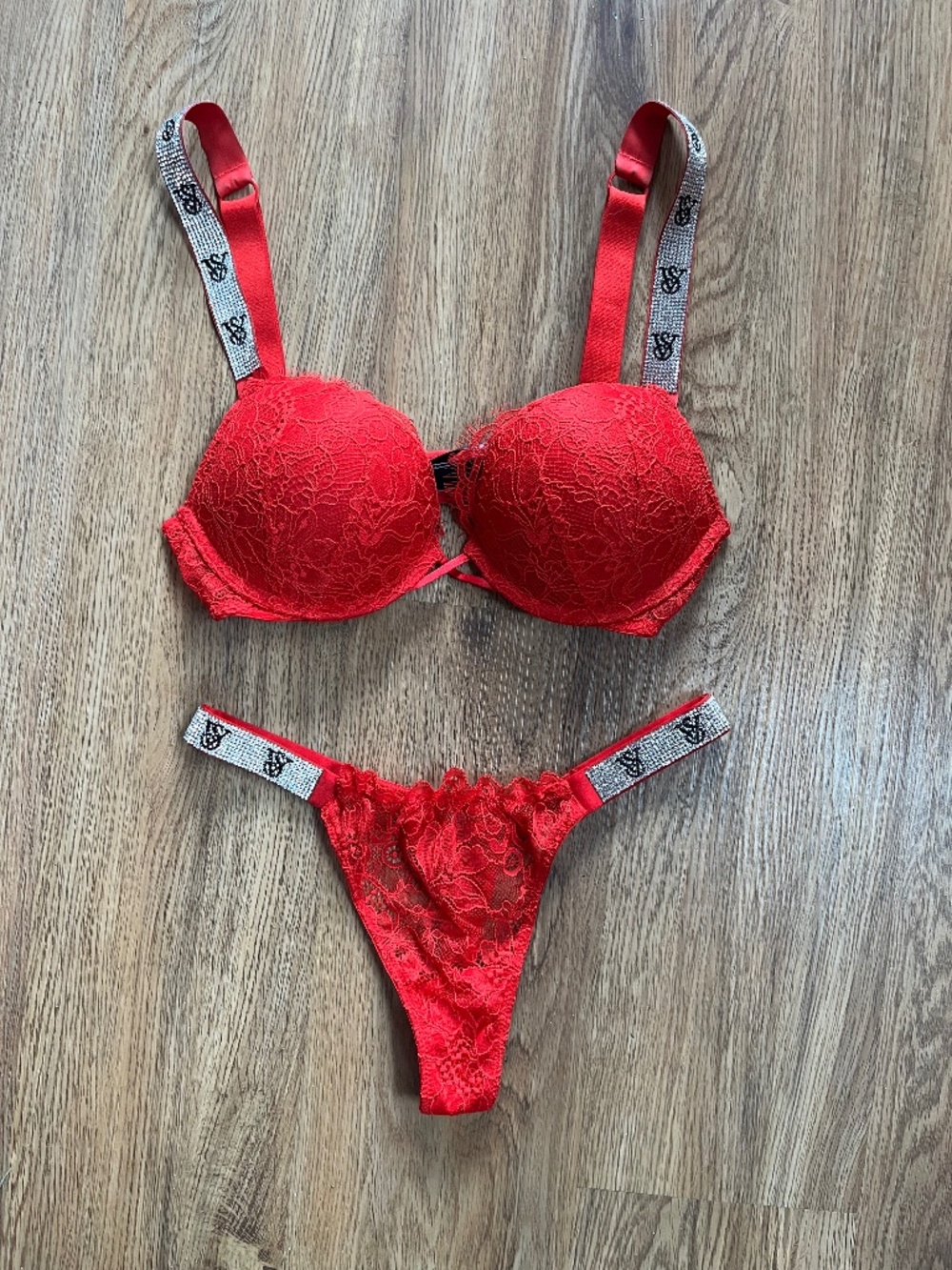 Victoria’s Secret Shine Strap Unlined Low-Cut Lace Demi Bra set